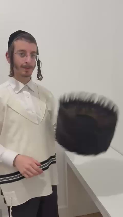 Shtreimel + (Travel)